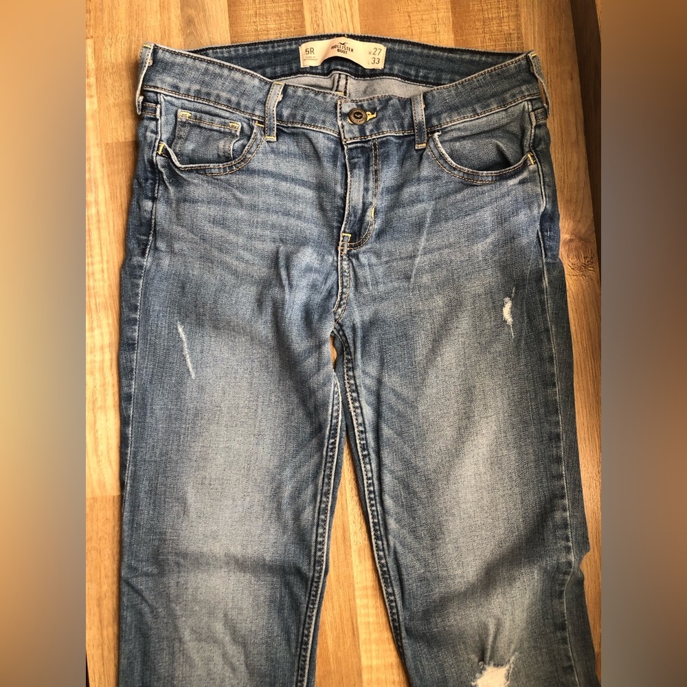 HOLLISTER Boot Cut Distressed Jean - Picture 6 of 9